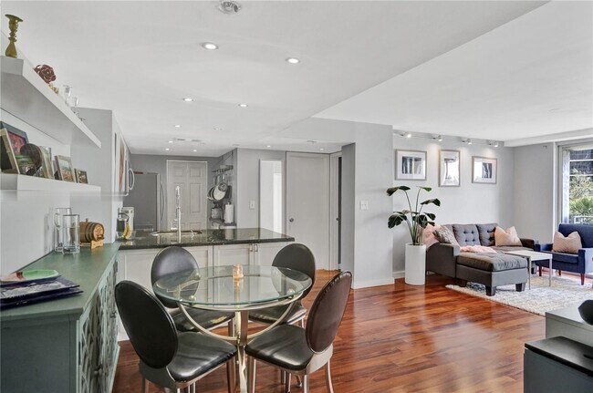 Foto del edificio - 770 Claughton Island Dr