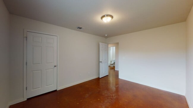 Building Photo - ALL STAINED CONCRETE FLOORING DUPLEX IN HA...