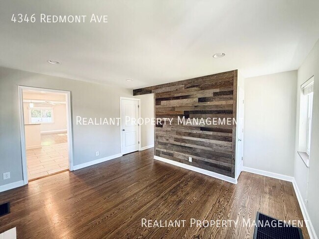 Foto del edificio - 4346 Redmont Ave