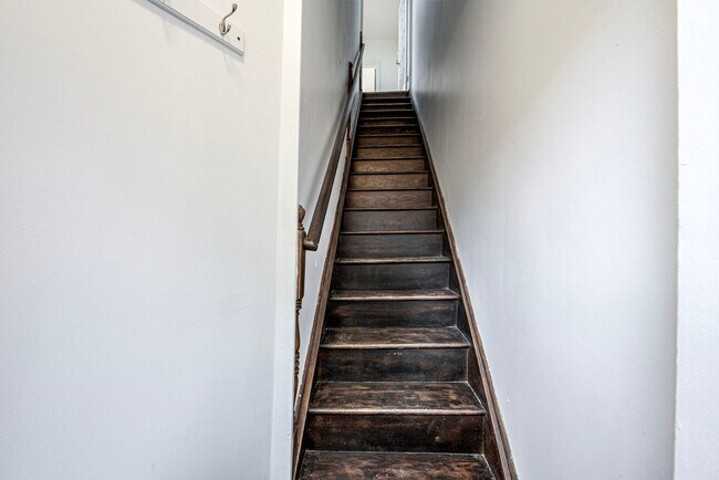 Photo du bâtiment - 2045 Davenport Rd