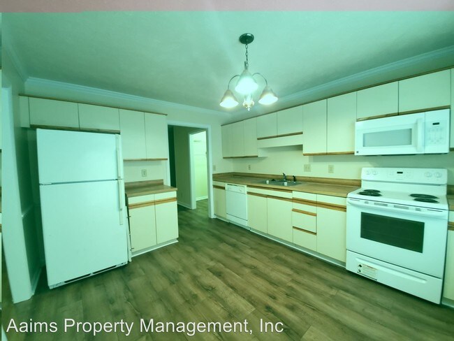 Building Photo - 3 br, 2 bath House - 7418 Beaver Run Dr.