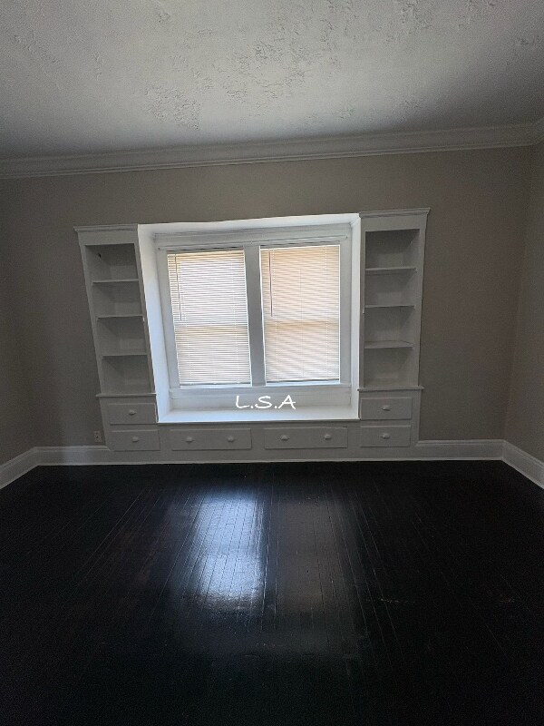 Foto del edificio - 5144 Theodore St