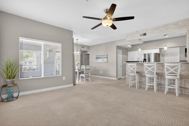 Foto del edificio - 7401 W Arrowhead Clubhouse Dr