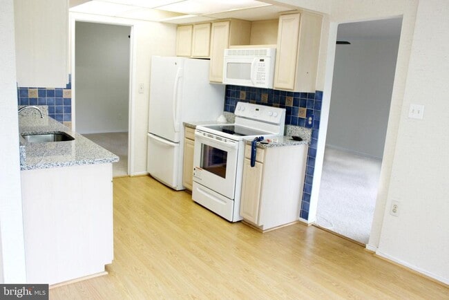 Foto del edificio - 561 Florida Ave