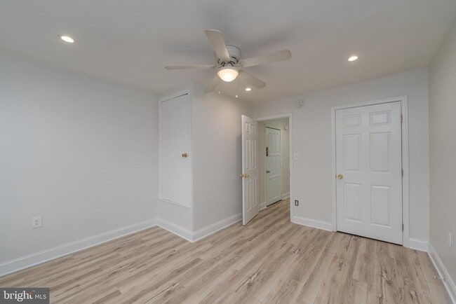 Building Photo - 1722 Eastern Ave