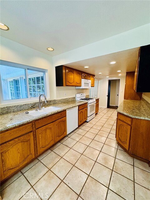 Building Photo - 9432 Rambler Dr