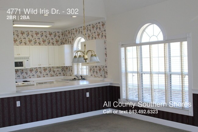 Building Photo - 4771 Wild Iris Dr