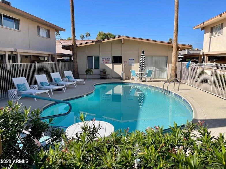 Foto principal - 4848 N Woodmere Fairway