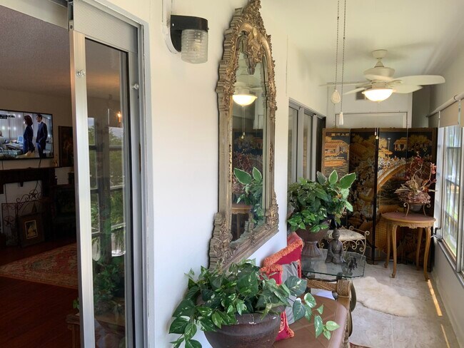 Foto del edificio - 77 Mansfield B