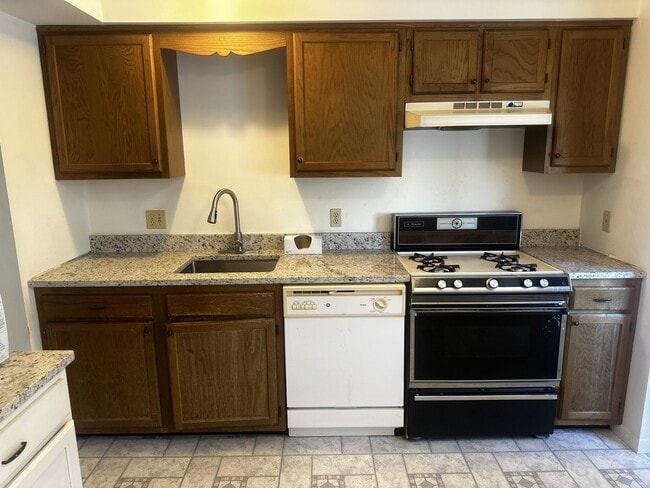 Photo - 54-1 Holly Dr (Reading, PA) Apartment