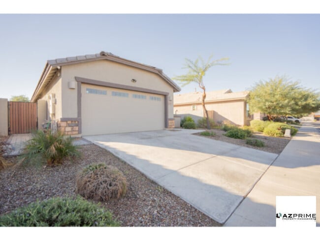 Photo - Step Into Unrivaled Comfort And Style With This Like-New 3/2 Phoenix Gem. House