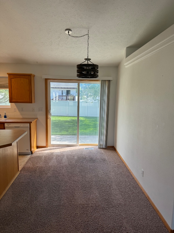 Building Photo - 2598 W Broadmoore Dr