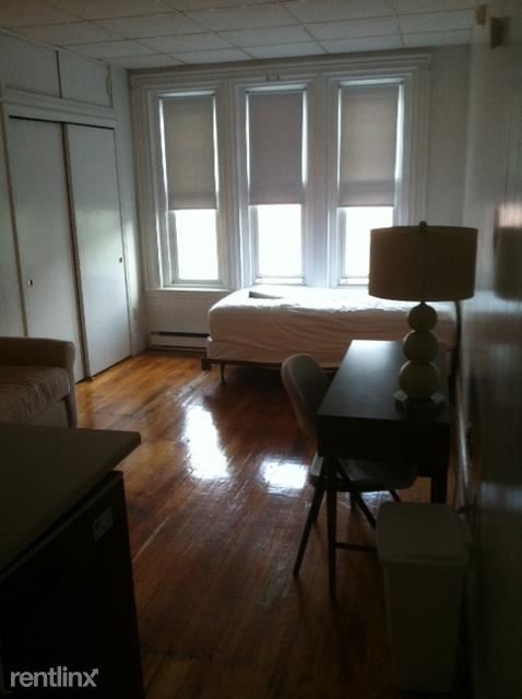Primary Photo - 11 Newbury St