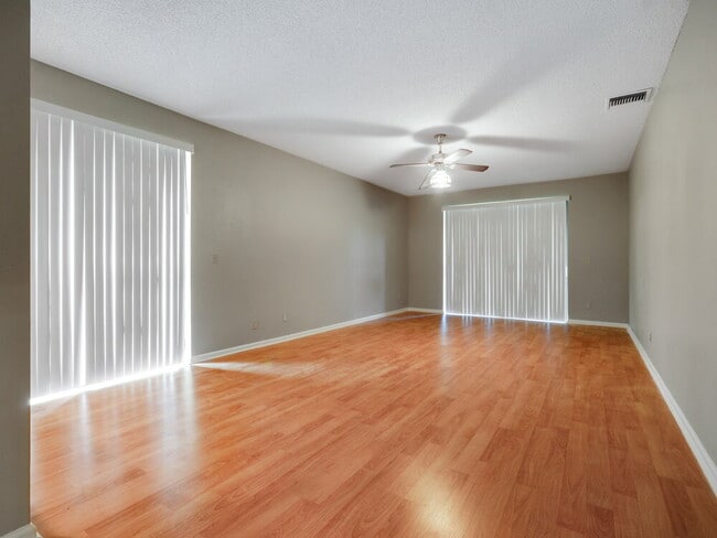 Foto del edificio - 1594 The 12th Fairway