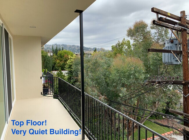 Balcón - The Wetherly Townhouse