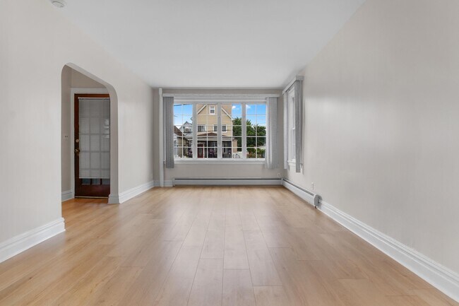 Foto del edificio - 120 W 45th St