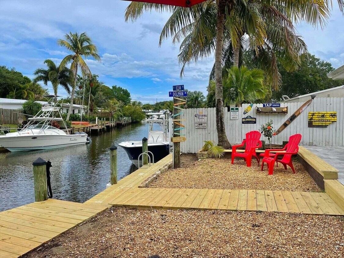 Foto principal - 129 SW Hideaway Pl