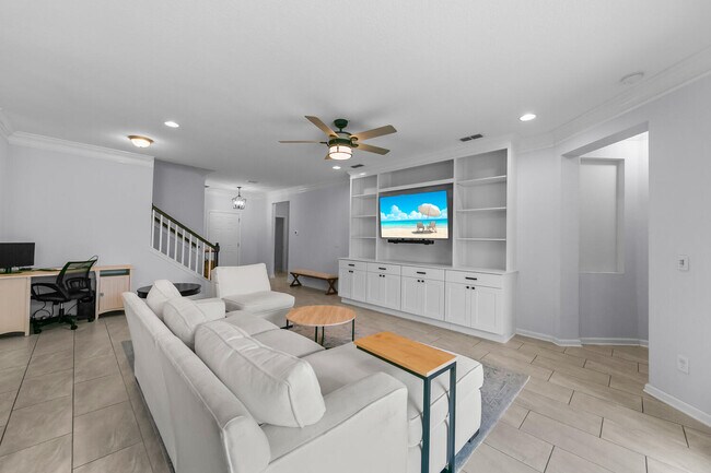 Building Photo - 247 Beale Ave