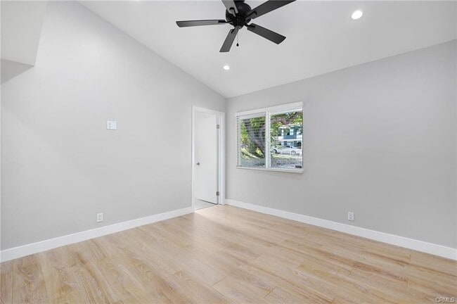 Building Photo - 5794 Fairhaven Ave