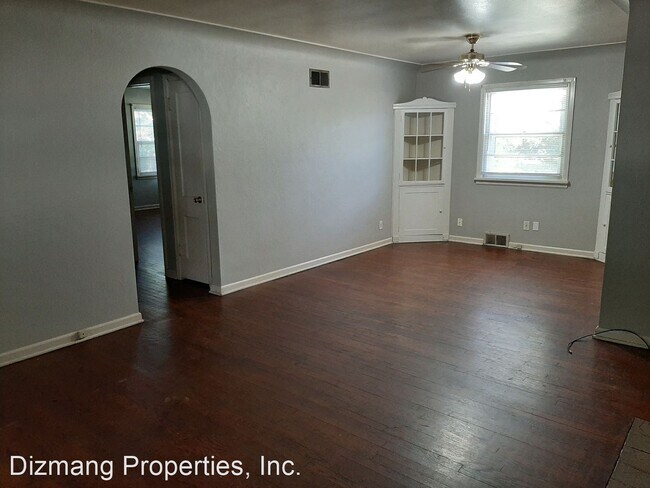 Building Photo - 2 br, 1 bath House - 1550 S Kentwood Ave.