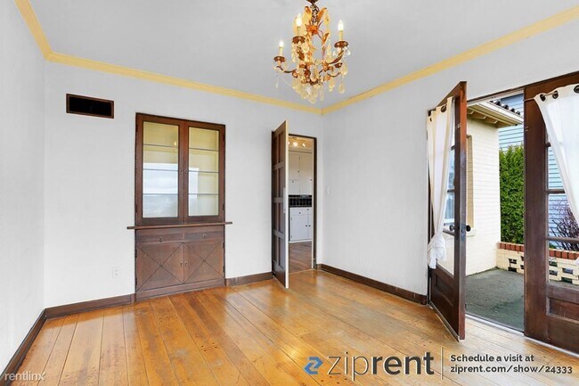 Building Photo - 2 br, 2 bath House - 3026 36th Ave SW, Sea...