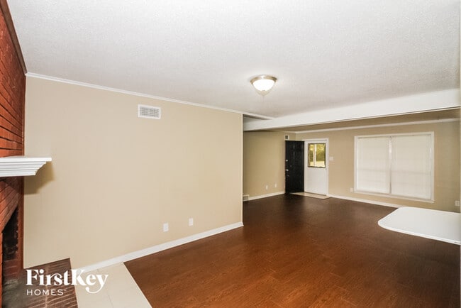 Building Photo - 2742 N Star Dr