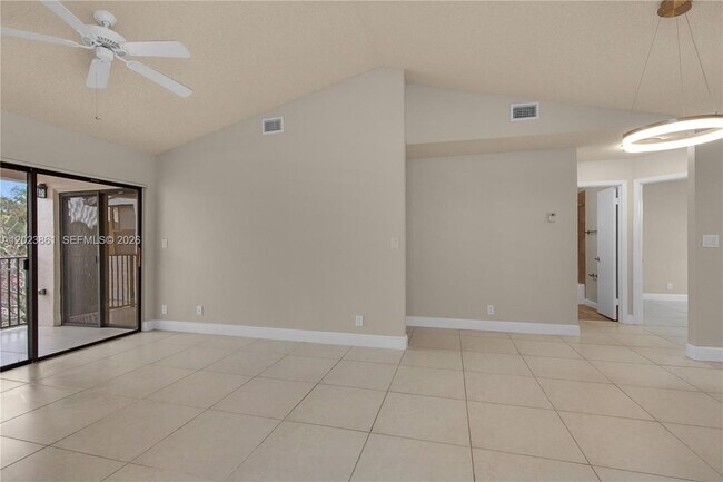 Building Photo - 10105 W Sunrise Blvd