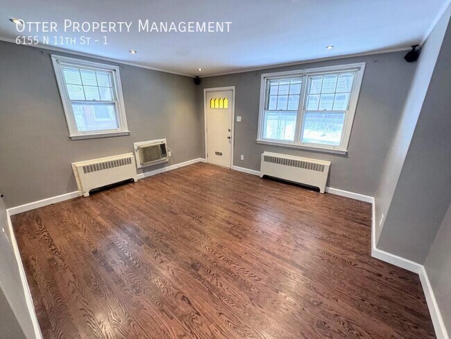 Foto del edificio - 6155 N 11th St