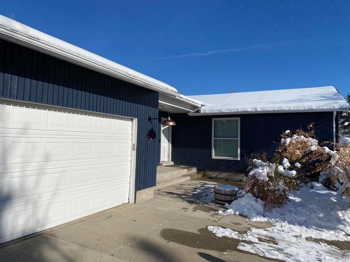 387 E Kittridge St, Midvale, UT 84047 House Rental in Midvale, UT