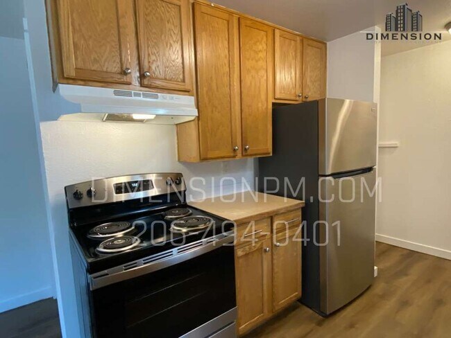Foto del edificio - 1726-1728 112th St S