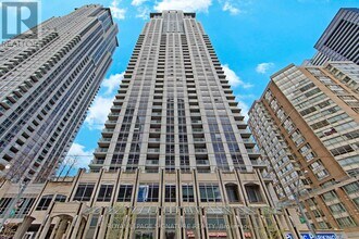 Building Photo - 761 Bay St.