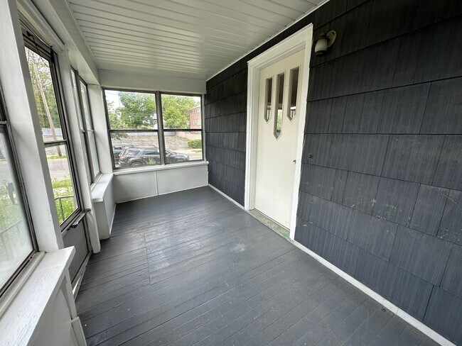 Foto del edificio - 346 W Wesley St