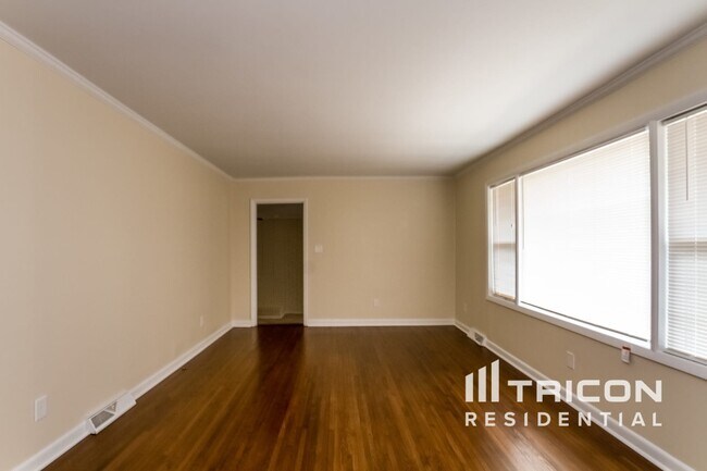 Foto del edificio - 733 Allister Dr