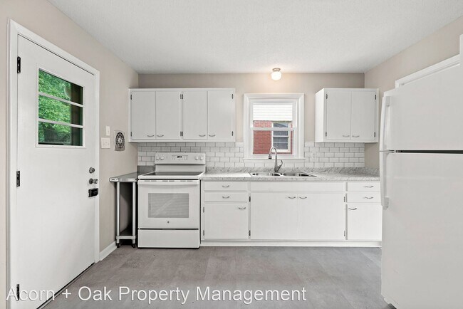 Building Photo - 3 br, 1 bath House - 2027 Walnut Street