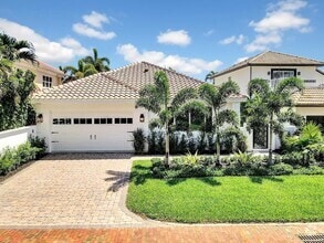 Building Photo - 3555 Commodore Cir