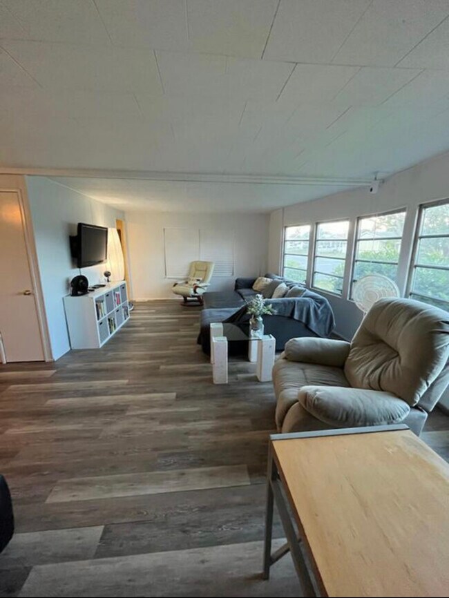 7083 SE Redbird Cir, Hobe Sound, FL 33455 House for Rent in Hobe