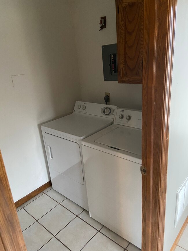 Building Photo - 4123 Avenue C