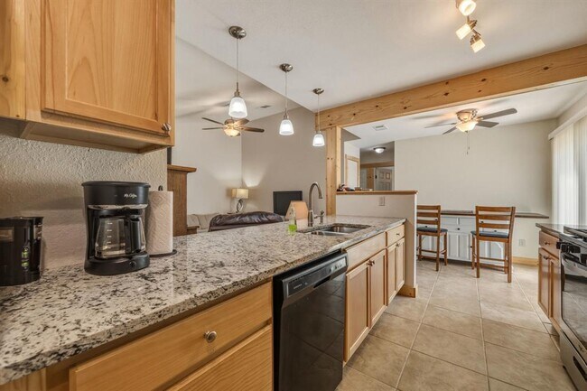 Foto del edificio - 513 Texas Ave