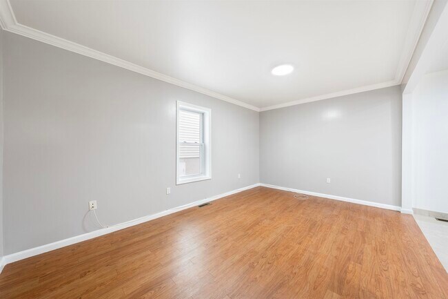 Building Photo - 1507 40th St