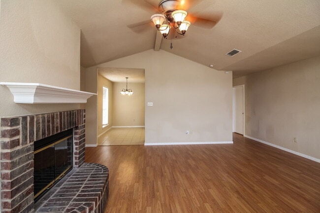 Building Photo - 2092 Paint Pony Ln