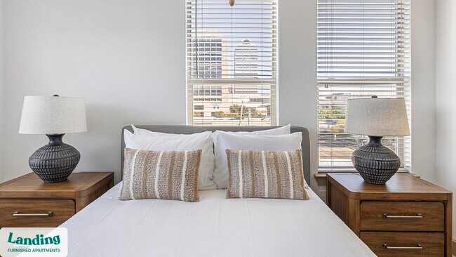 Building Photo - 5005 Galleria Dr