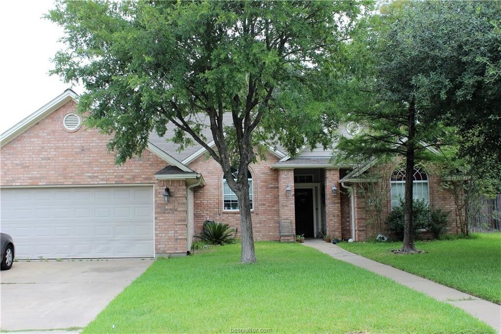 1003 Bayou Woods Dr, College Station, TX 77840 House Rental in College Station, TX