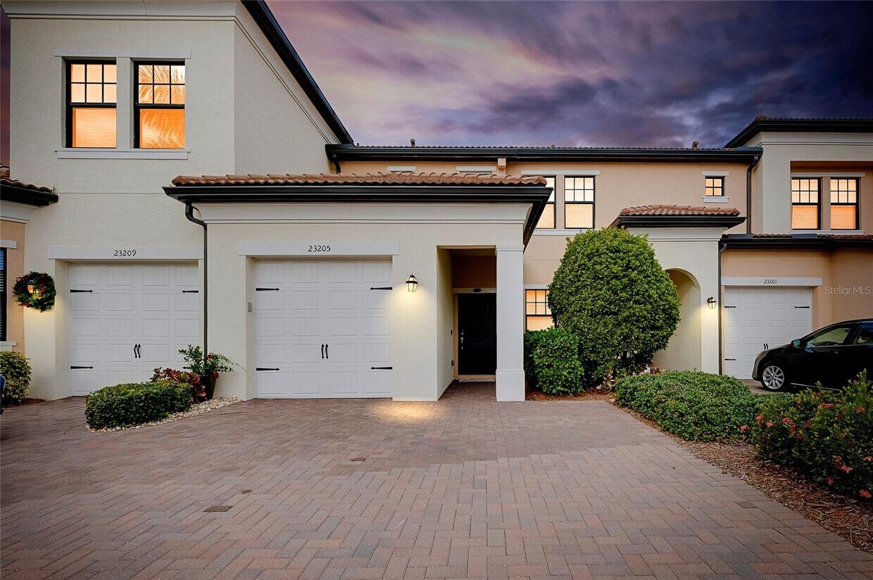 23205 Banbury Way Unit 201, Venice, FL 34293 Condo for Rent in Venice