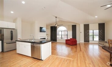 Building Photo - 9701 Linkmeadow Ln