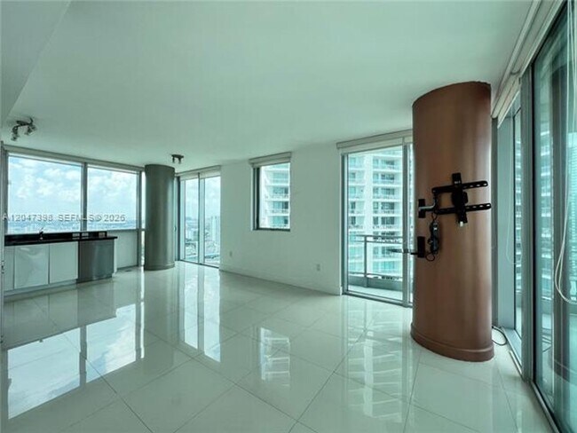Foto del edificio - 92 SW 3rd St
