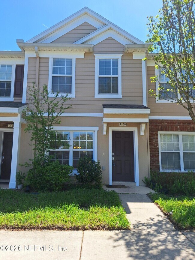 Foto del edificio - 8106 Summer Cove Ct