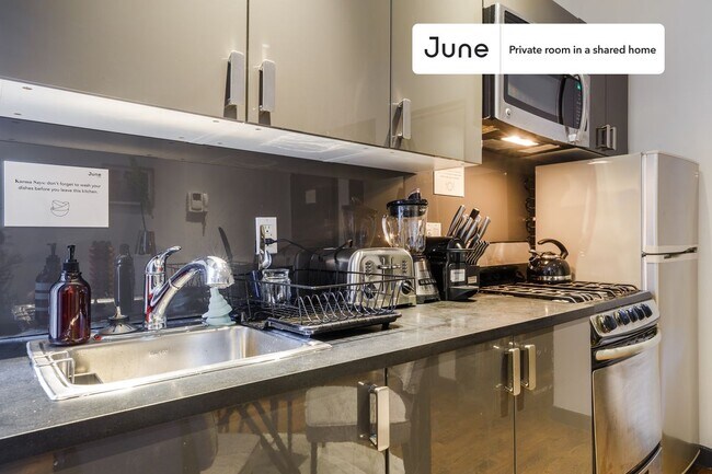 Foto del edificio - Room in Shared 4 bed/2 bath home