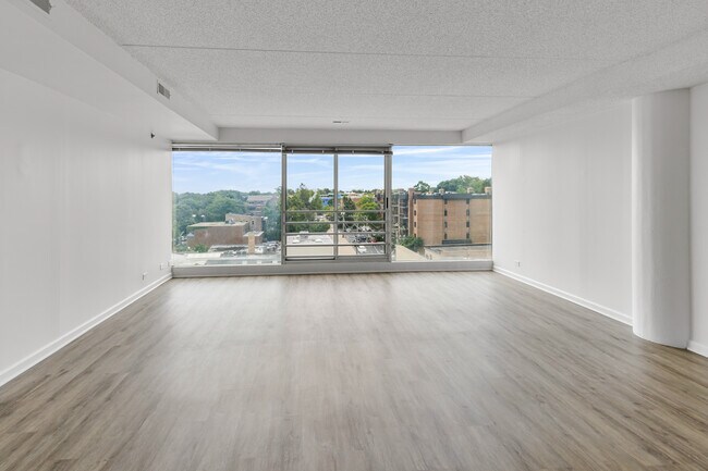 Foto del edificio - 1770 1st St