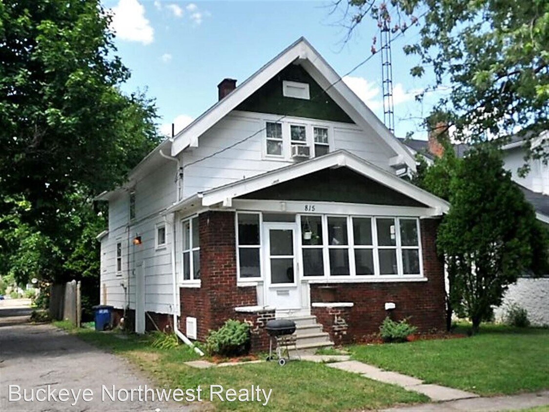Primary Photo - 3 br, 1 bath House - 815 Woodward Ave