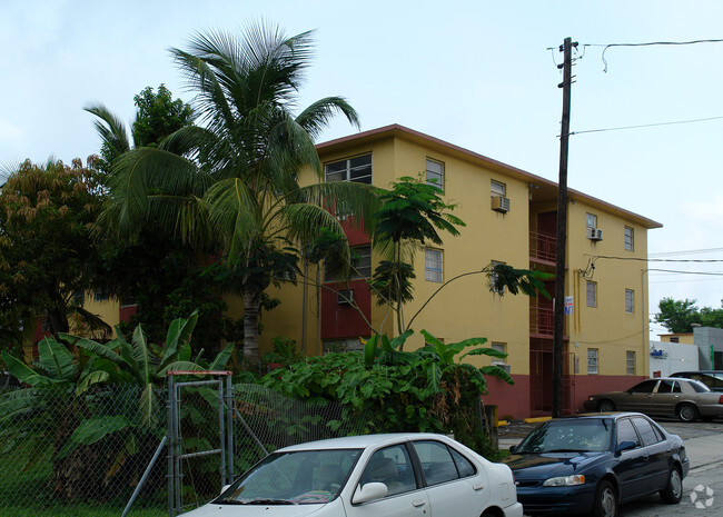 Brickwell West Apartments - Brickell West Apartments